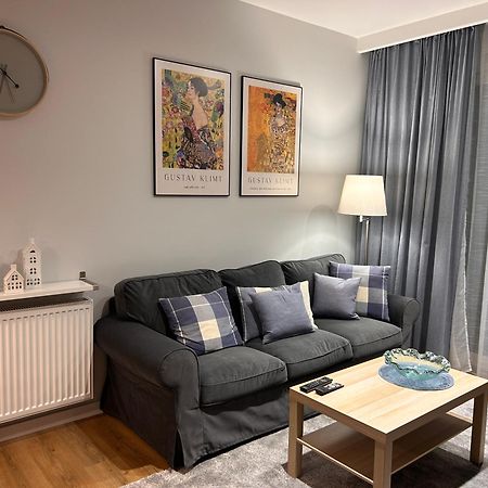 Boleslaviaapartments - Apartament Merci 4, Private Parking Free, Air Condition Болеславець Екстер'єр фото