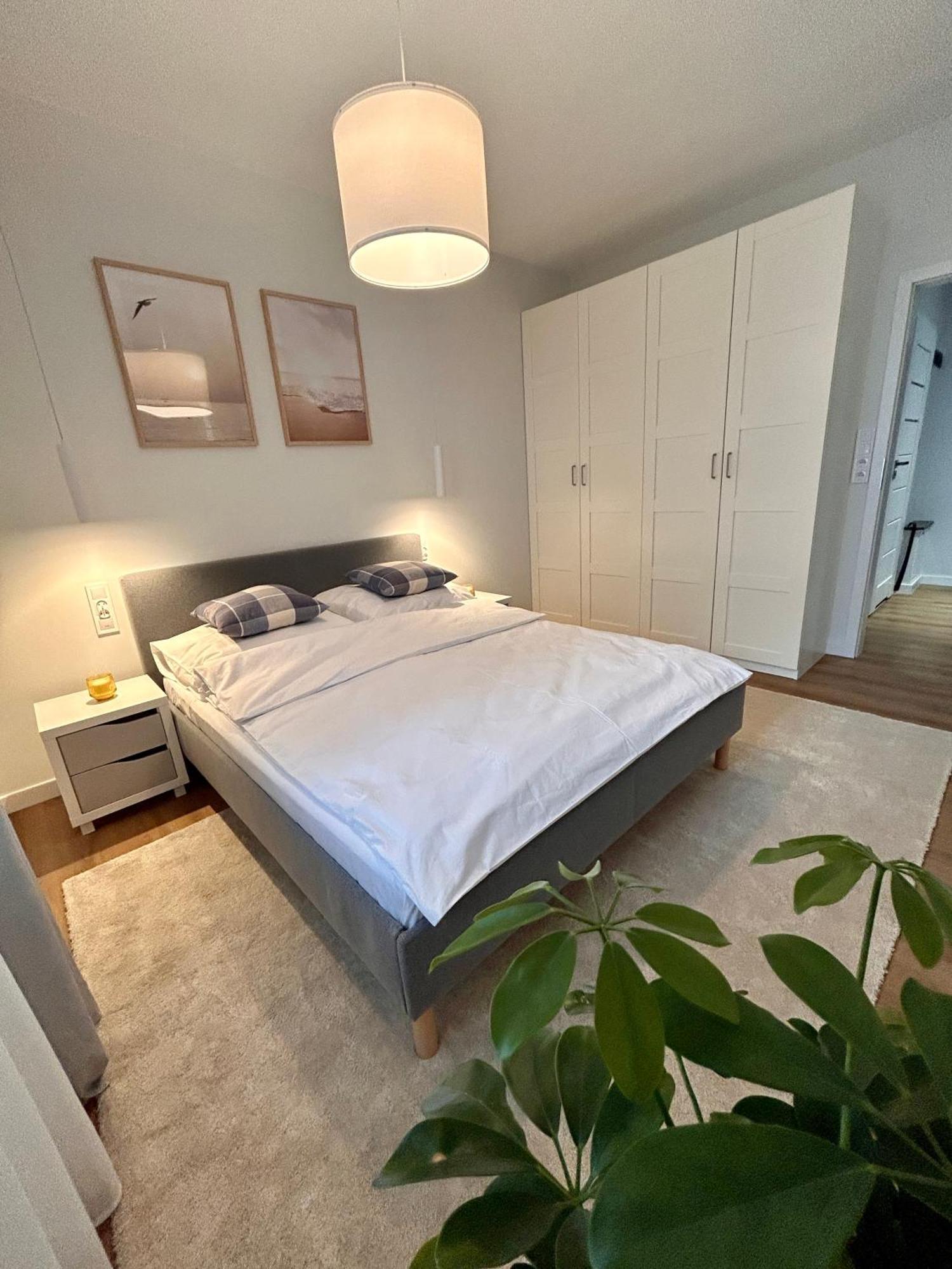 Boleslaviaapartments - Apartament Merci 4, Private Parking Free, Air Condition Болеславець Екстер'єр фото