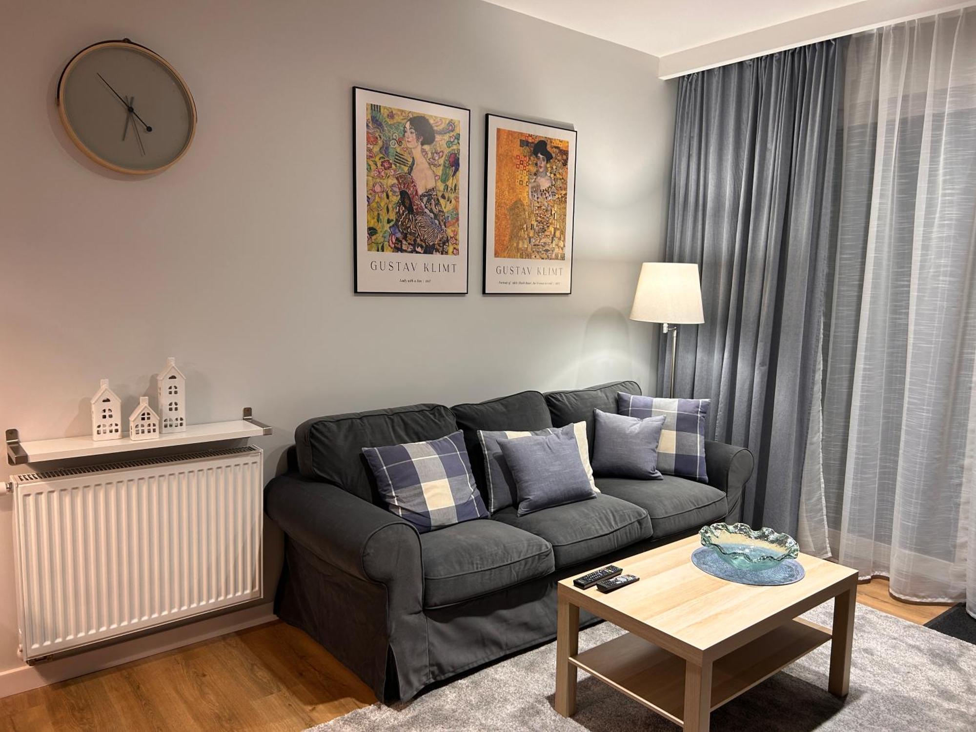 Boleslaviaapartments - Apartament Merci 4, Private Parking Free, Air Condition Болеславець Екстер'єр фото